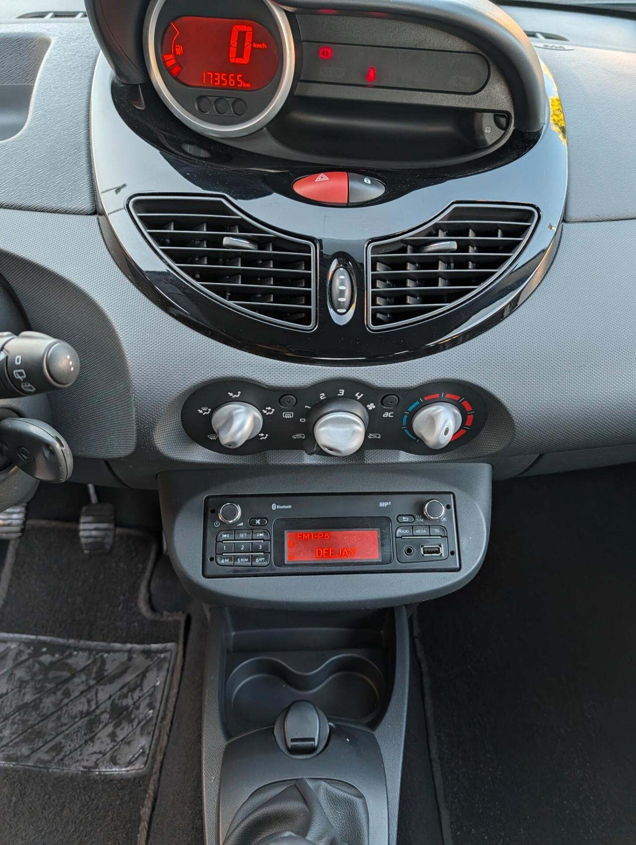 Renault Twingo 1.2 16V Night&Day