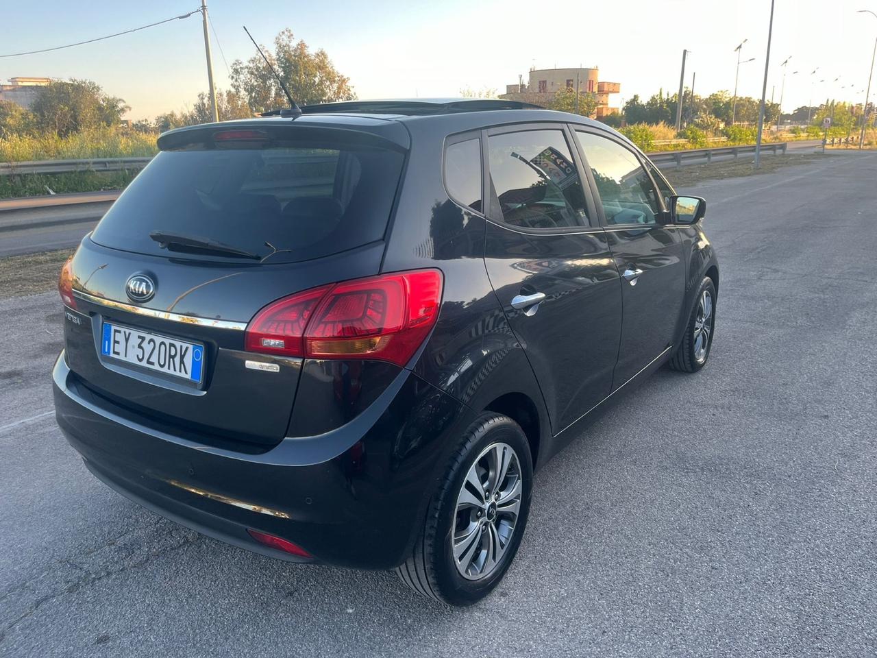 Kia Venga 1.4 CRDi 90 CV High Tech Unipro 2015