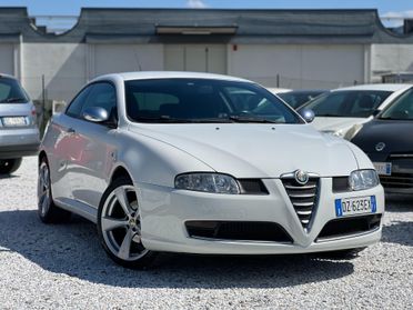 Alfa Romeo GT 1.9 JTDM 16V (170) Quadrifoglio Verde