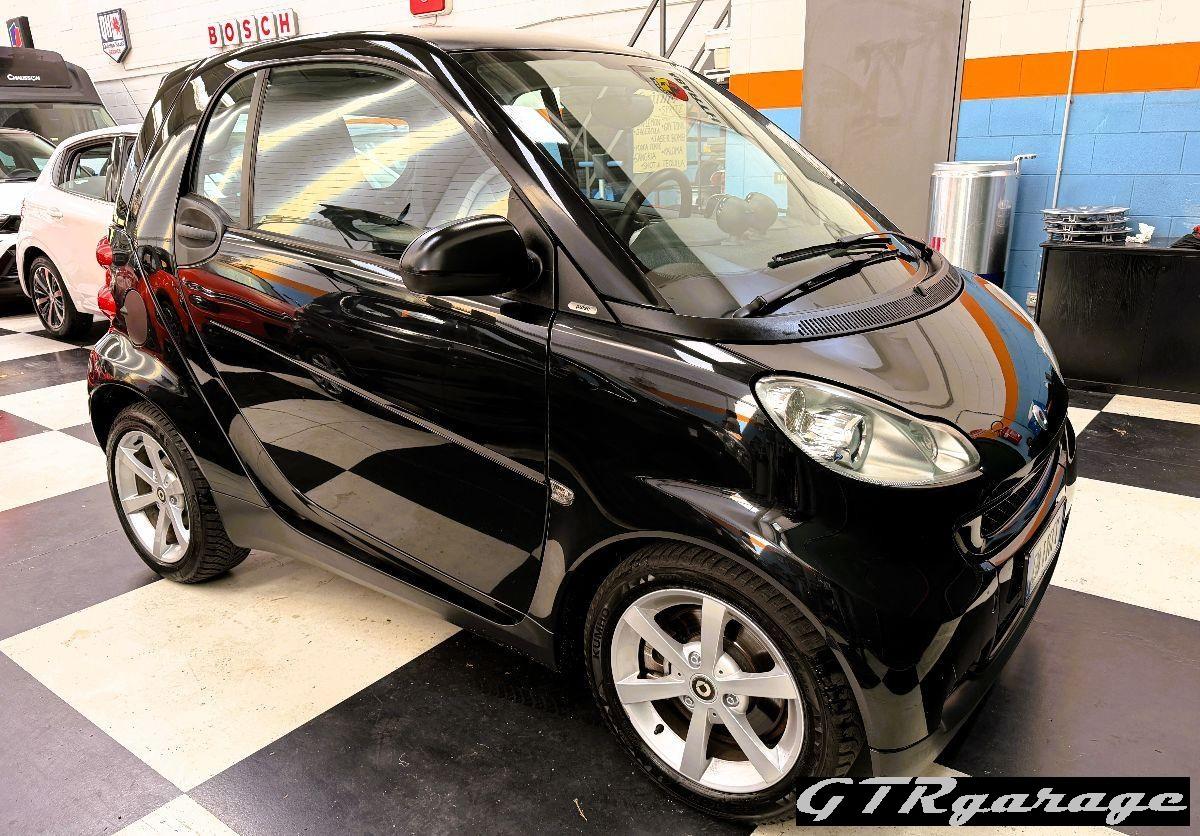 SMART - Fortwo - 1000 52 kW MHD coupÃ© pulse