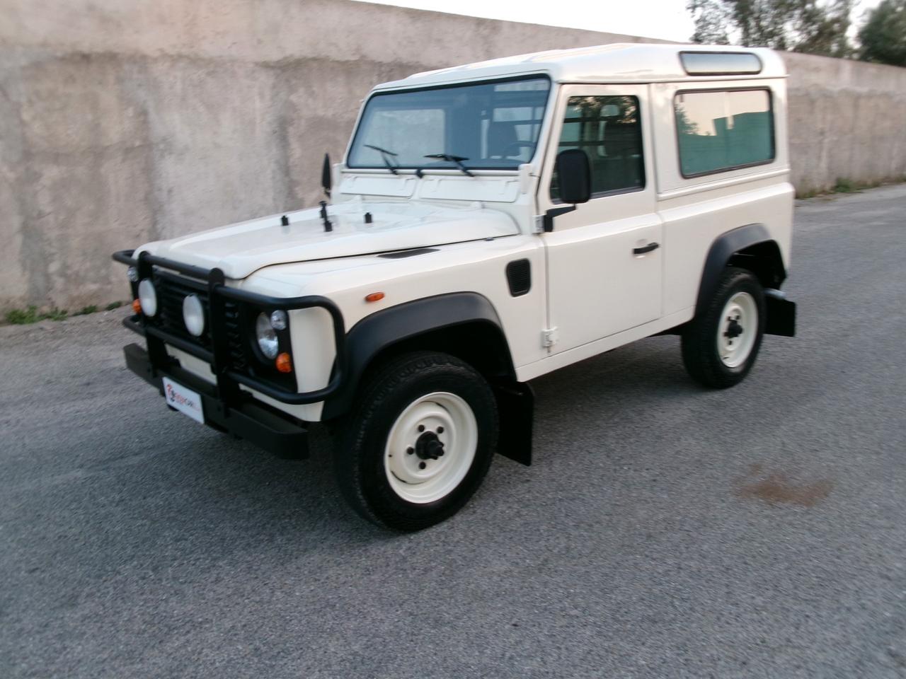 Land Rover Defender 90 2.5 TDI TURBO