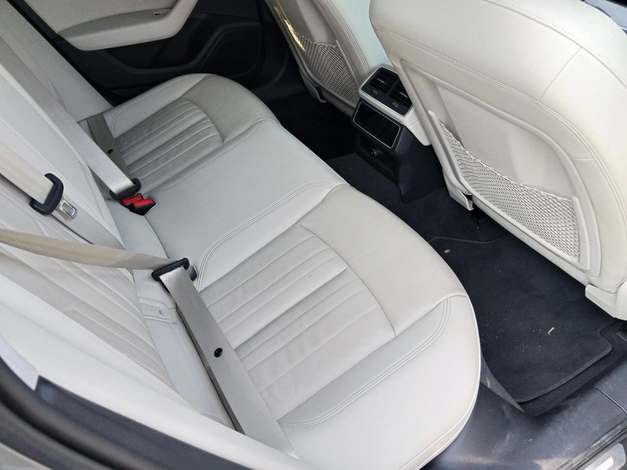 Audi A6 Avant 40 2.0 TDI quattro ultra S tronic Business Plus