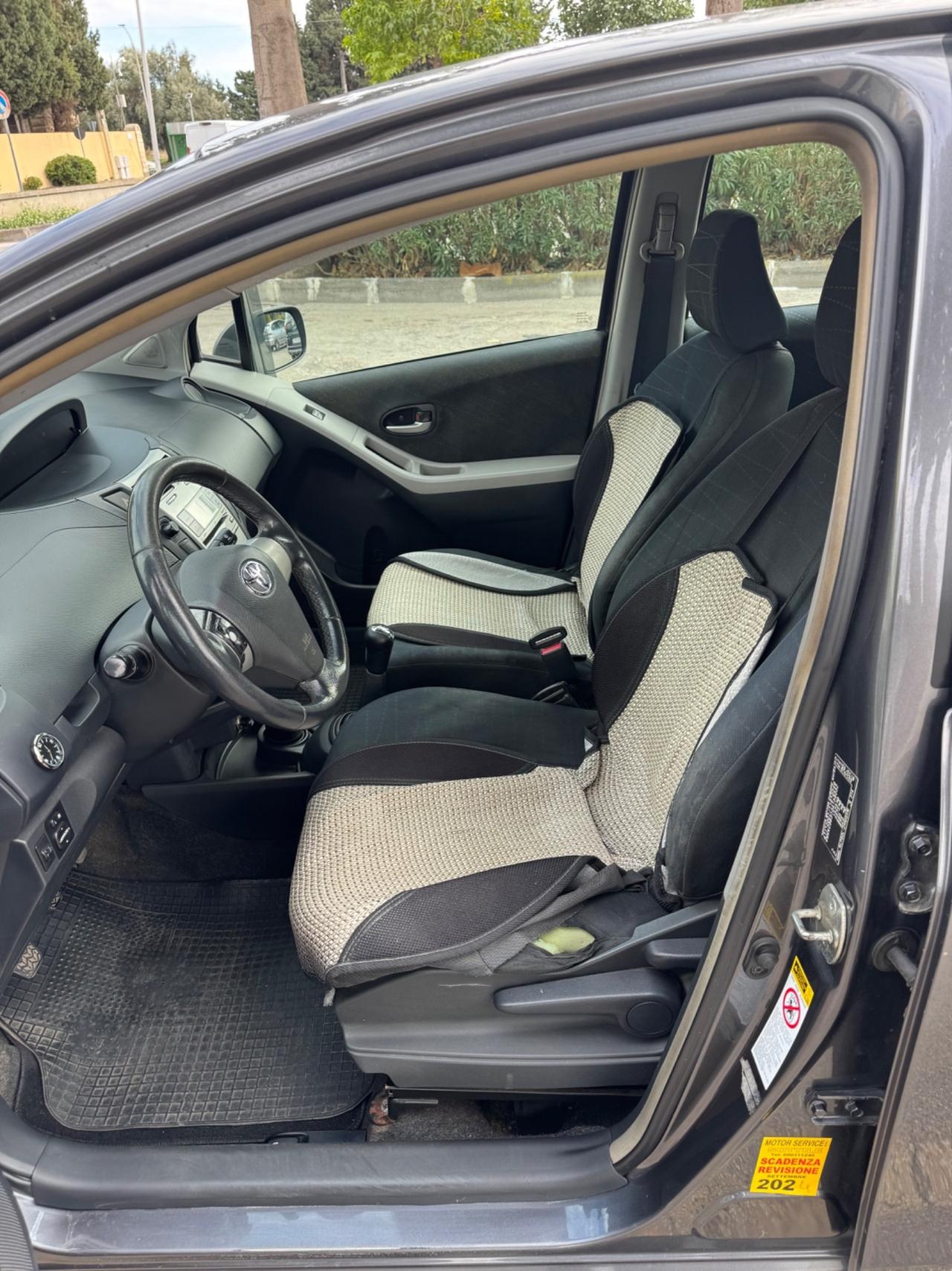 Toyota Yaris 1.4 diesel UNICO PROPRIETARIO