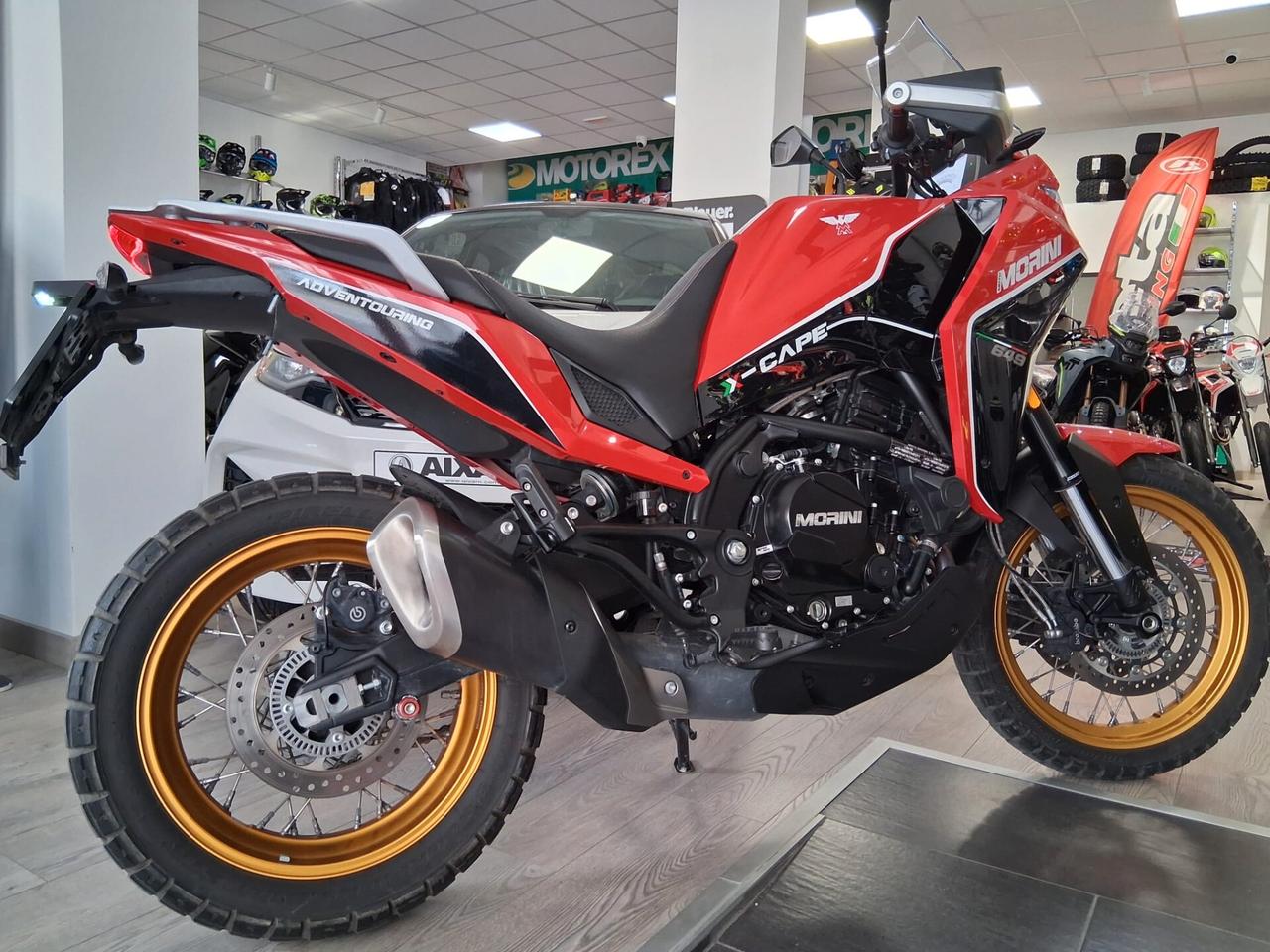 Moto Morini X-Cape 649 PATENTE A2
