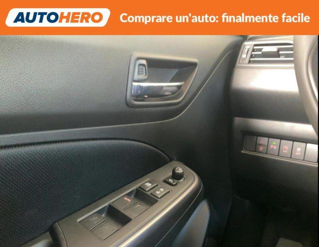 SUZUKI Swift 1.2 Hybrid Top