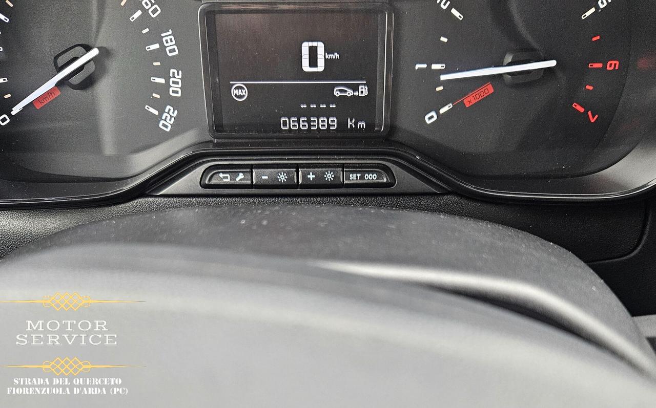 Citroen C3 verde TIFFANY 1.2 benz 66000KM DA 99€ MESE