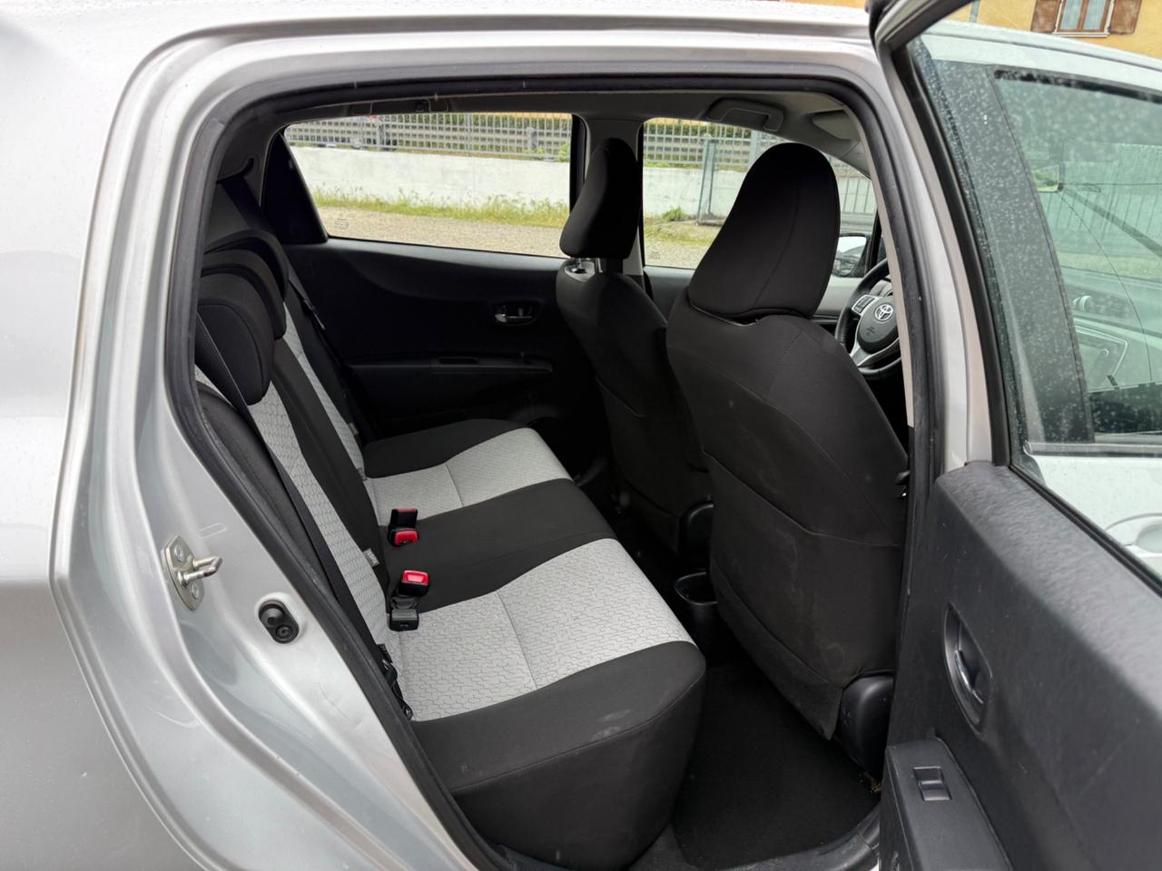 Toyota Yaris 1.4 D-4D 5 porte Lounge