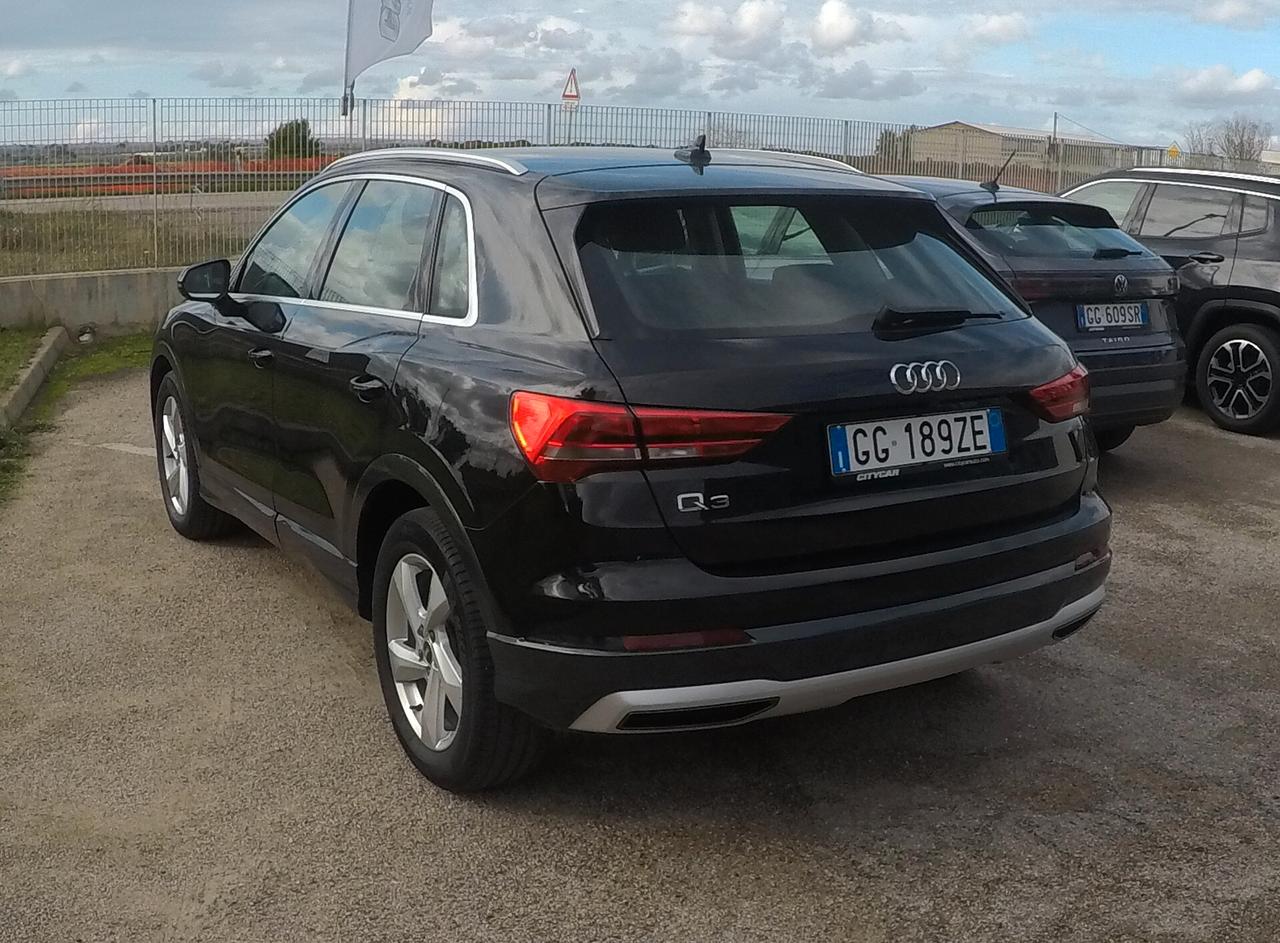 Audi Q3 35 TDI S tronic Business Advanced