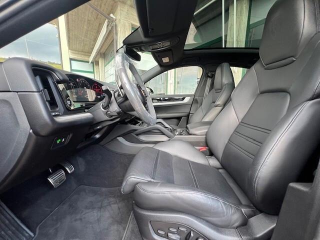 Porsche Cayenne Coupé 3.0 V6 S E-Hybrid Subentro Leasing