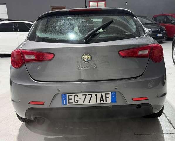 Alfa Romeo Giulietta Benzina Tetto Panoramico