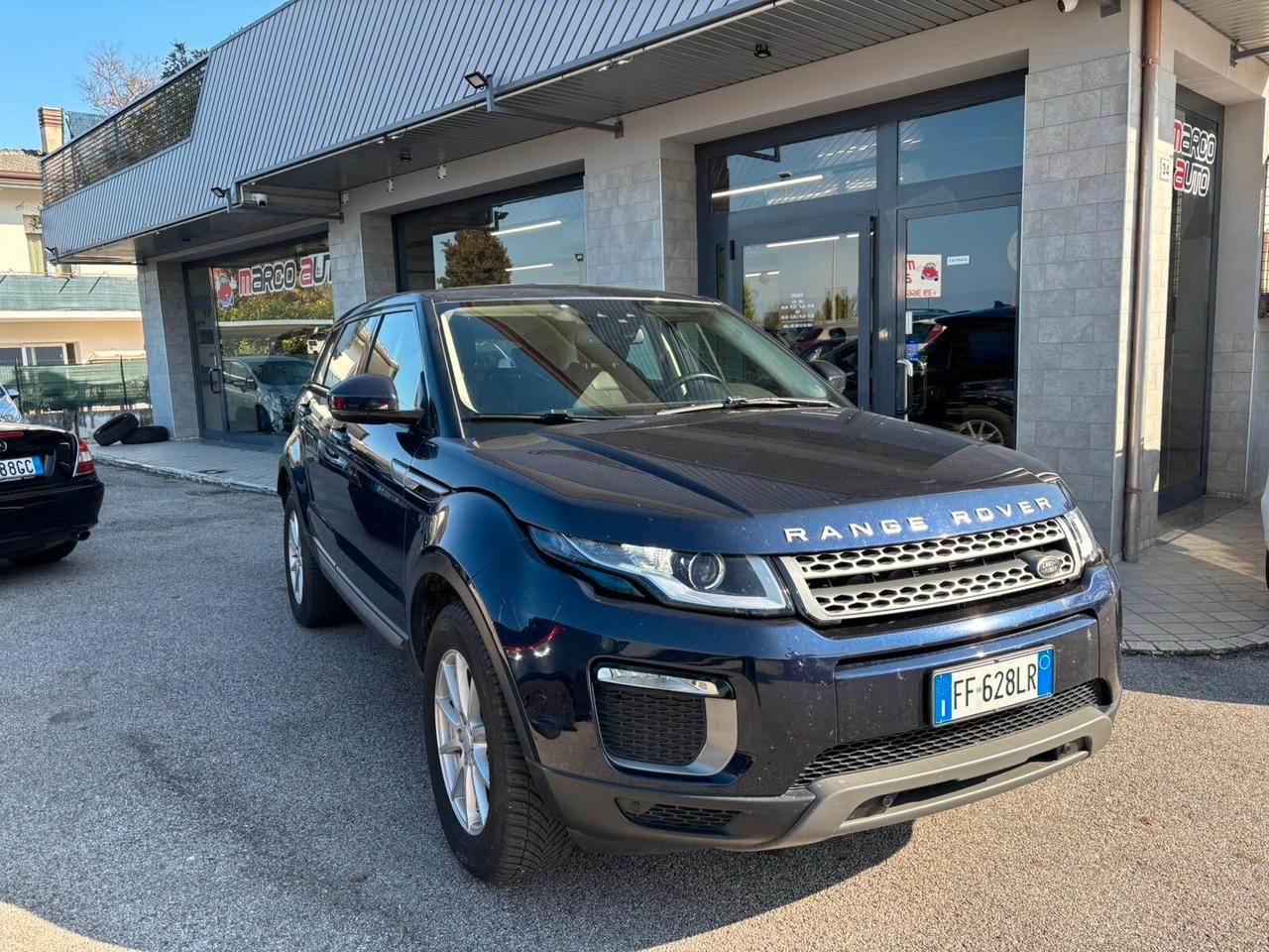 Range Rover Evoque 2.0 Diesel 4x4 Cambio Automatico con gancio traino