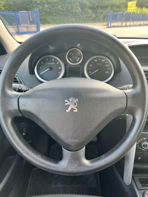 Peugeot 207 1.4 75 cv Benzina Gpl