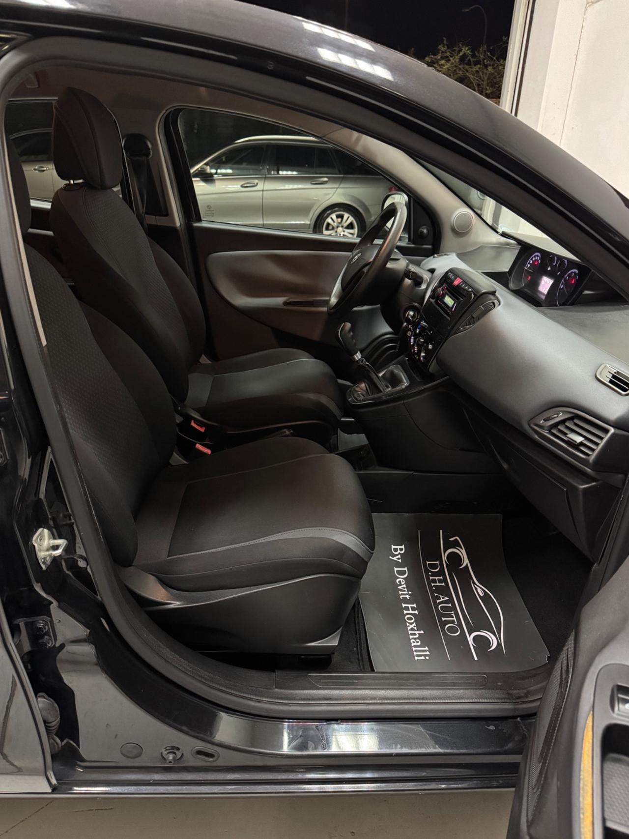 Lancia Ypsilon 1.3 MJT 16V 95 CV 5 porte S&S Platinum