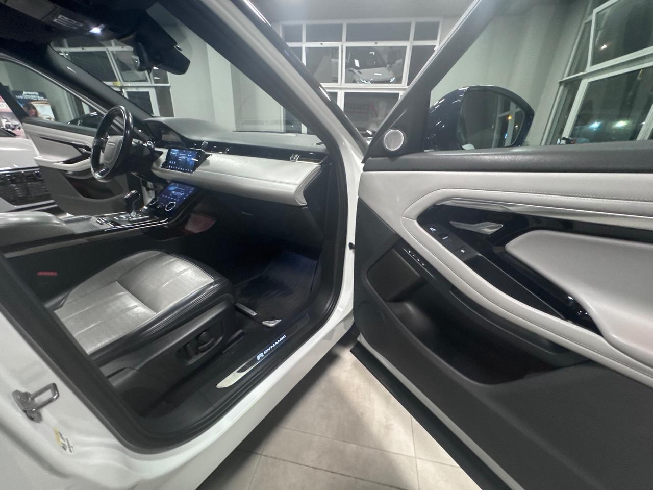 LAND ROVER EVOQUE 2.0 SD4 180CV HYBRID + TETTO APRIBILE