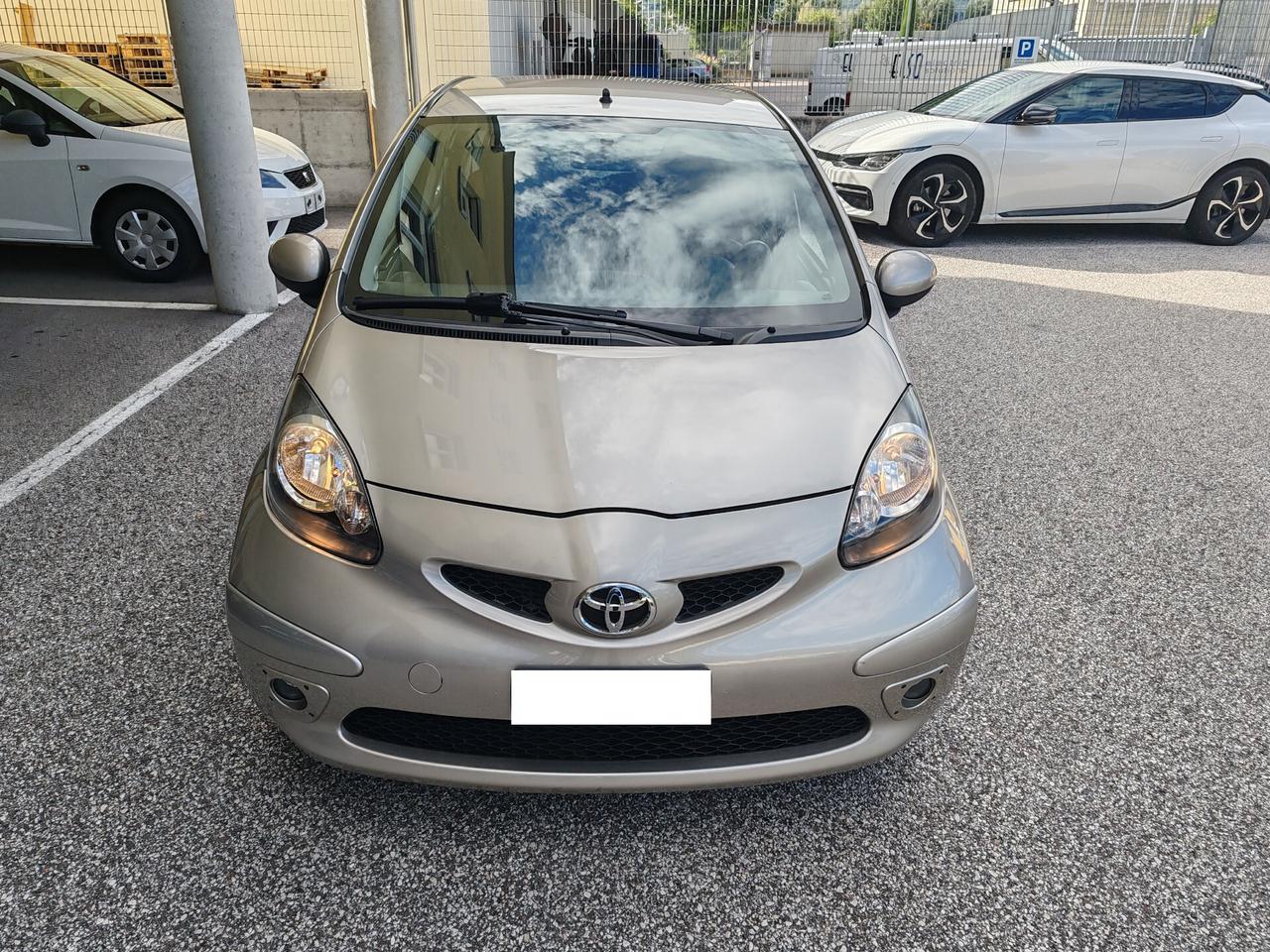 Toyota Aygo 1.0 12V VVT-i 5 porte