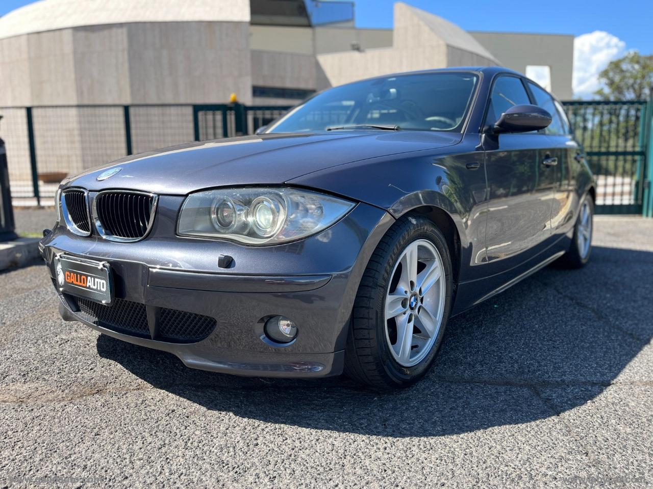 BMW 120d 5p. Futura