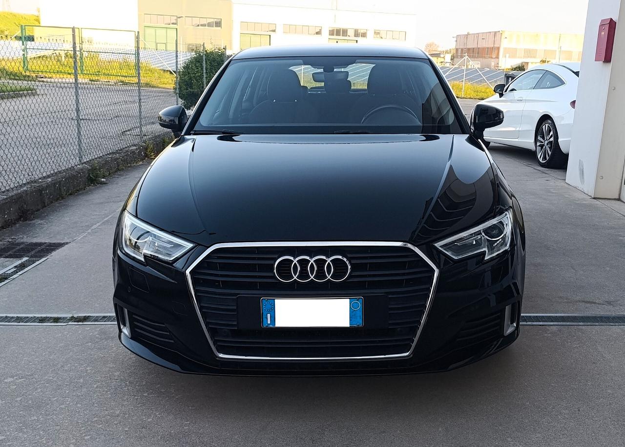 Audi A3 SPB 1.6 TDI 110cv Sport - Uniproprietario - Service completo
