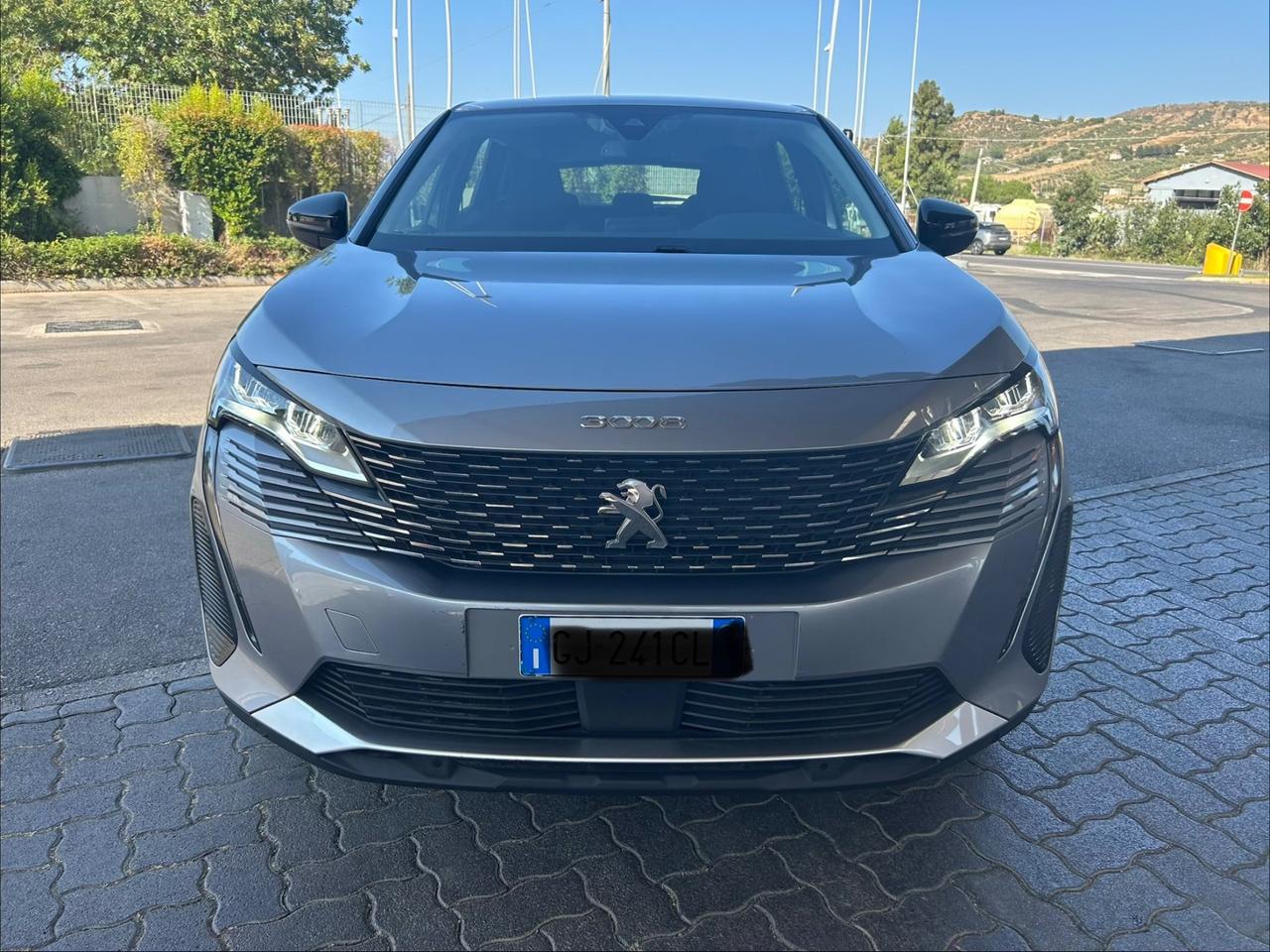 Peugeot 3008 BlueHDi 130 S&S EAT8 Allure