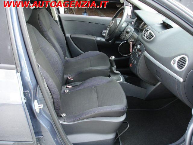 RENAULT Clio 1.2 16V 5 porte Confort