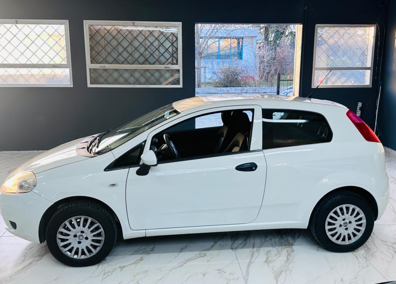 Fiat Grande Punto Grande Punto 1.4 3 porte Actual Natural Power