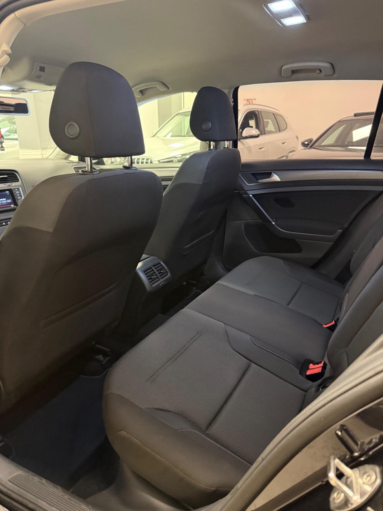 Volkswagen Golf Business 1.6 TDI 5p. Highline BlueMotion Technology