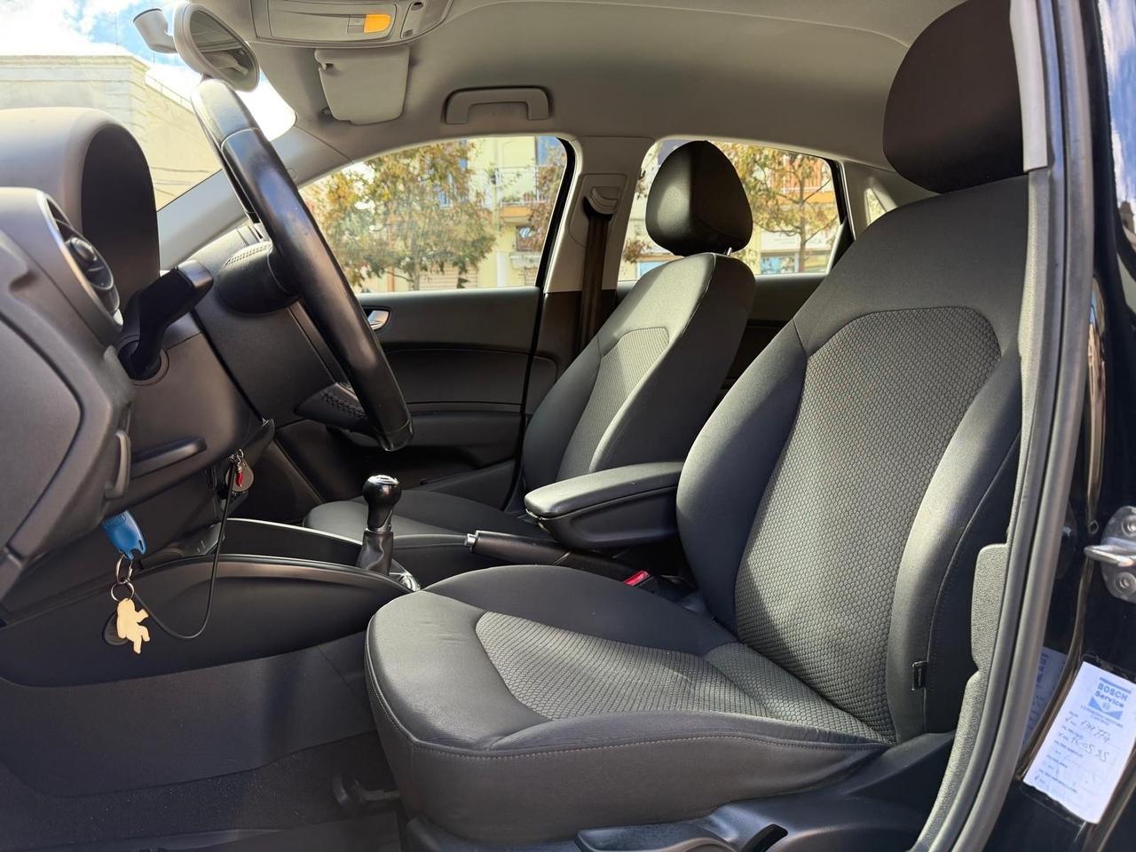 Audi A1 1.6 TDI 90 CV NAVI LED