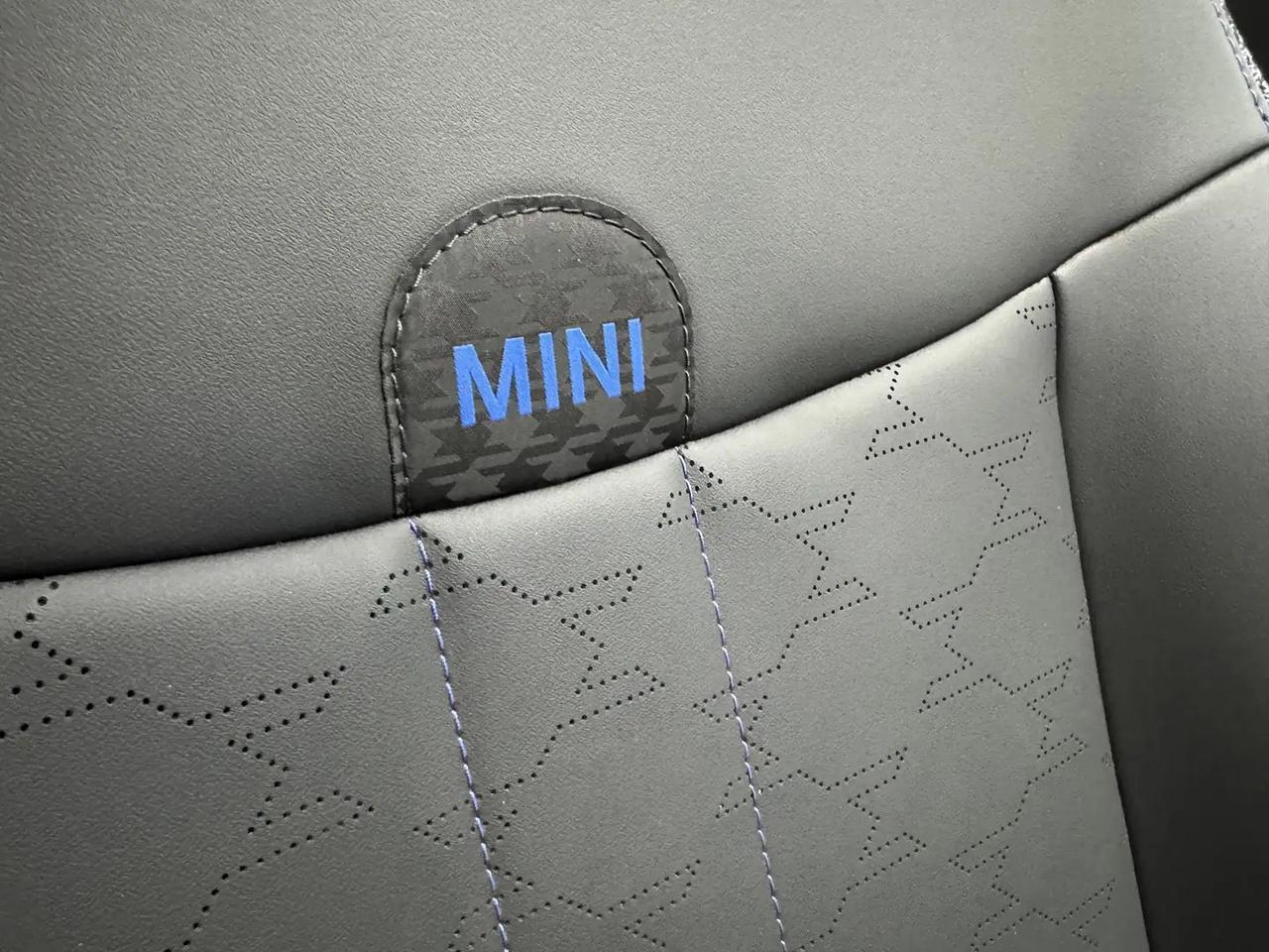 Mini Cooper C Classic