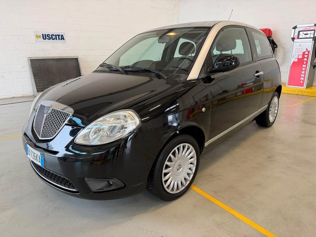 Lancia Ypsilon Elle 2010