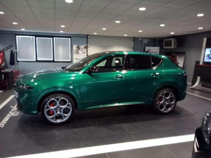 Alfa Romeo Tonale 1.5 Hybrid Tributo Italiano