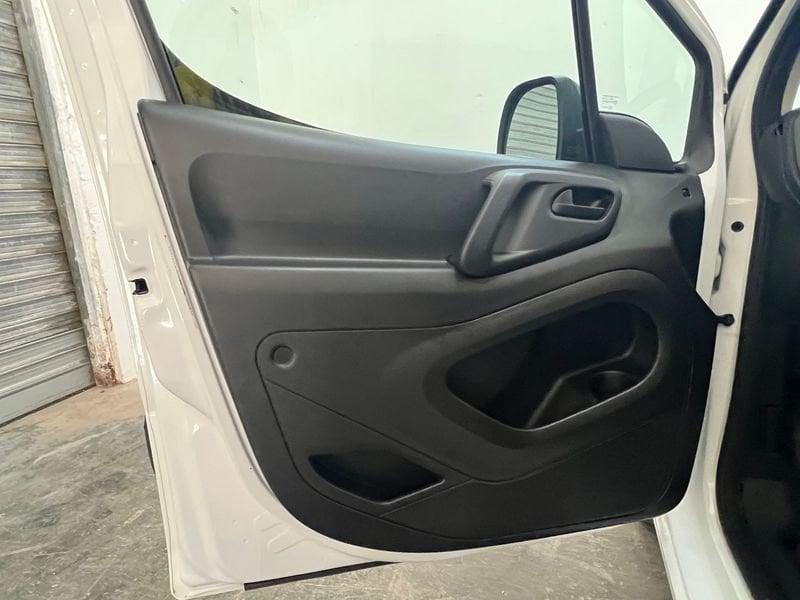 Peugeot Partner Partner L1 Premium 3 posti 1.6 BlueHDi 100 isotermico