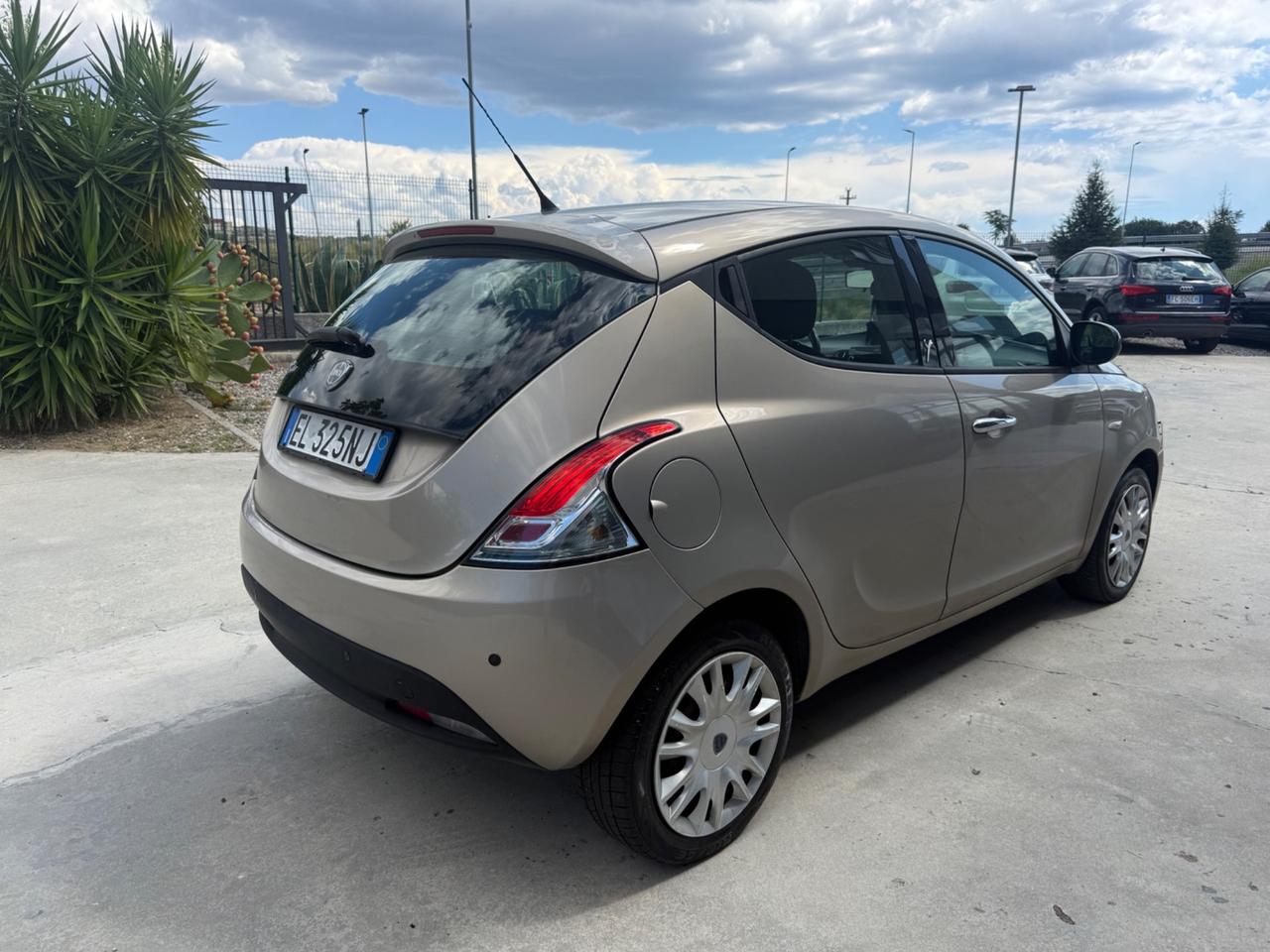 Lancia Ypsilon 1.3 MJT 16V 95 CV 5 porte S&S Gold