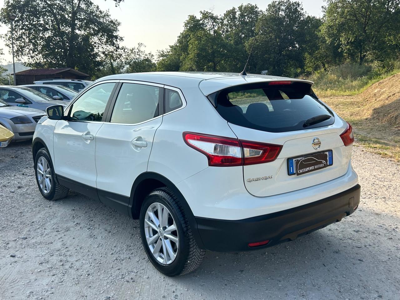 Nissan Qashqai 1.5 dCi N-Vision neopatentati permute