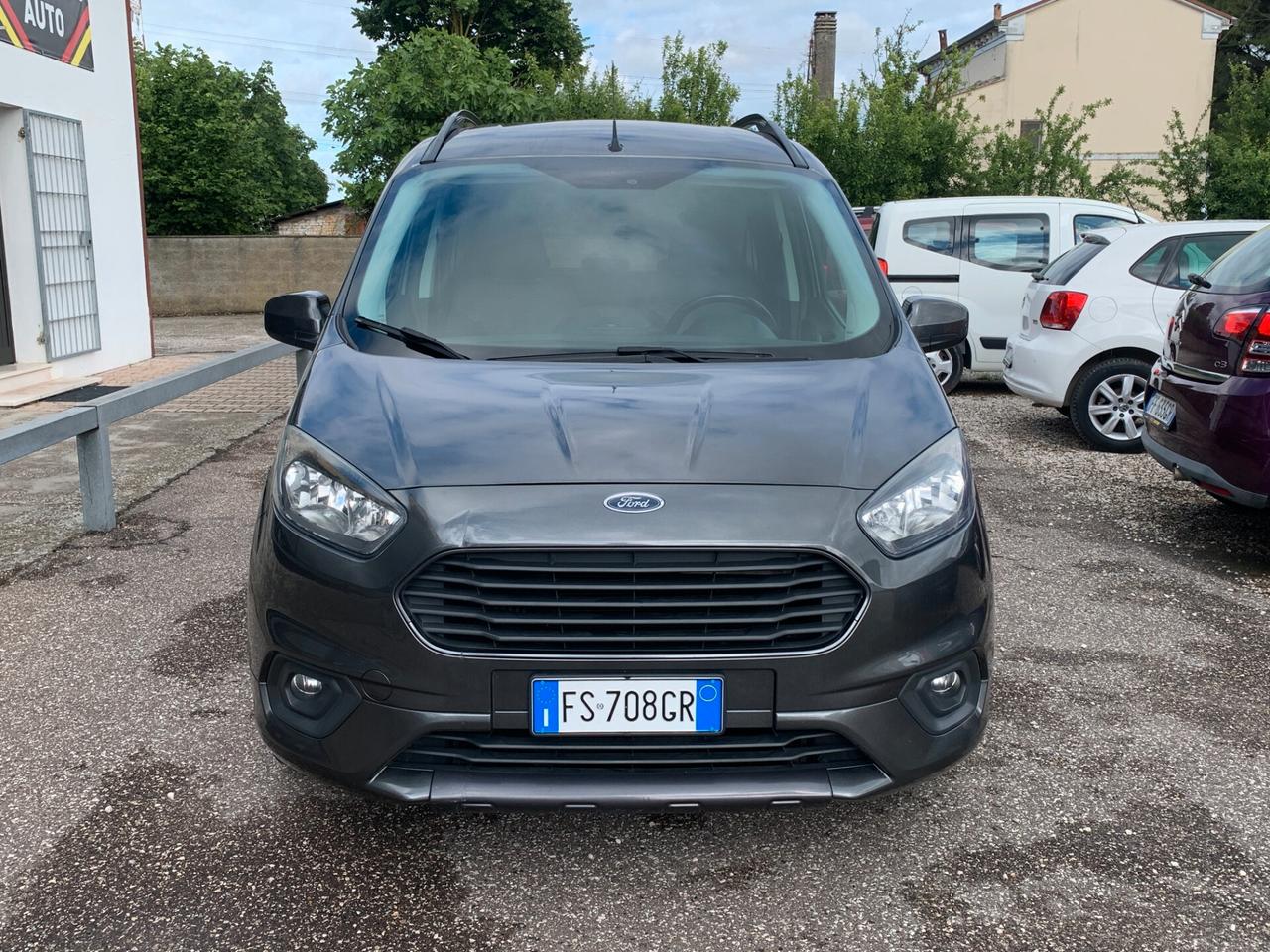 Ford Tourneo Courier 1.5 TDCI 75 CV Sport ANCHE X NEOPATENTATI