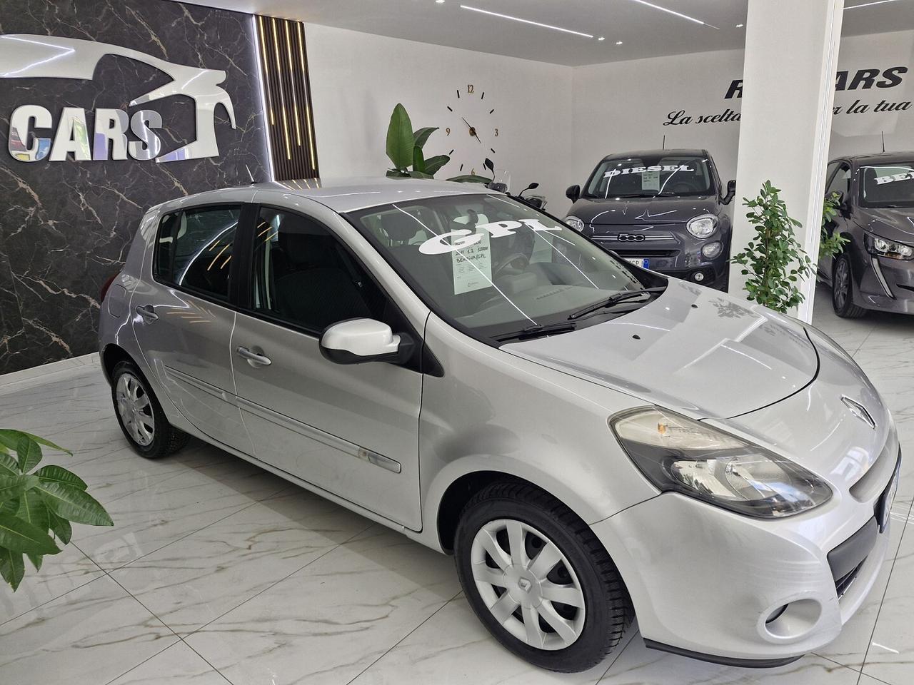 RENAULT CLIO 1.2 16V GPL 20th Anniversario 120000K
