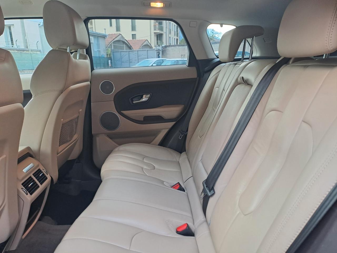 LAND ROVER RANGE ROVER EVOQUE 2.2 TD4 150cv *AUTOMATICO*