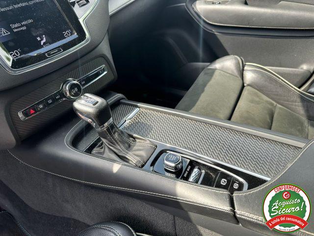 VOLVO XC90 D5 AWD Geartronic R-design
