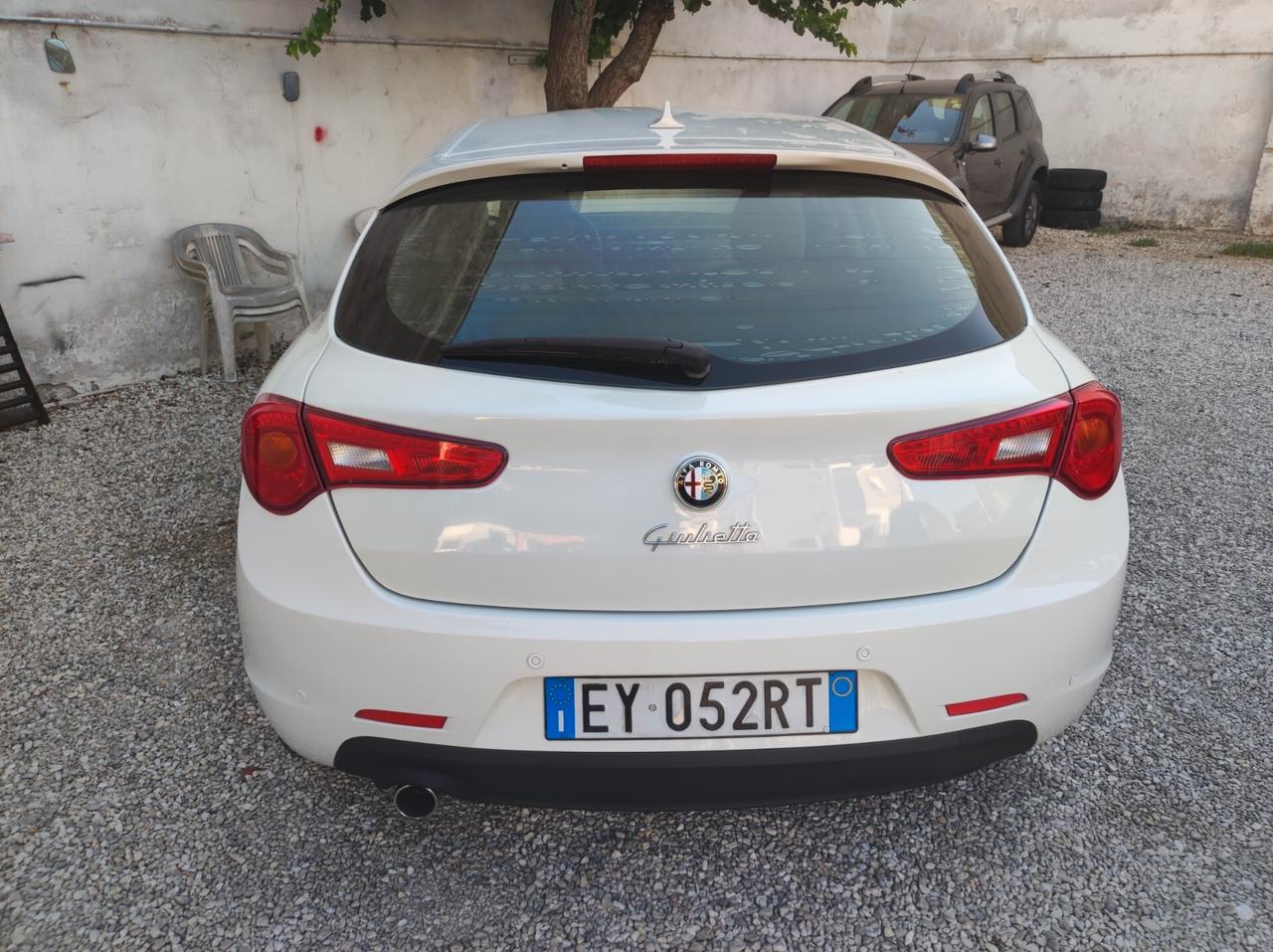 Alfa Romeo Giulietta 1.6 JTDm-2 120 CV Distinctive