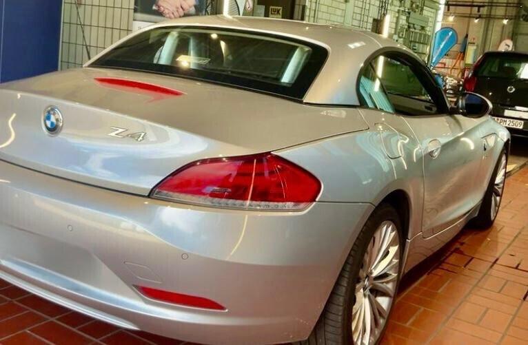 Bmw Z4 2.3i 205CV PELLE NERA XENON SENSORI