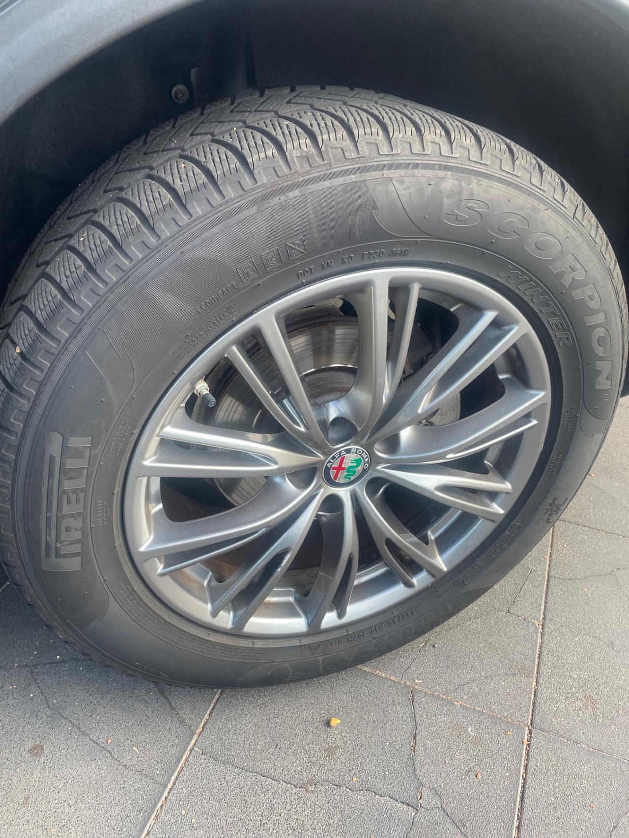 Alfa Romeo Stelvio 2.2 Turbodiesel 210 CV AT8 Q4 Super