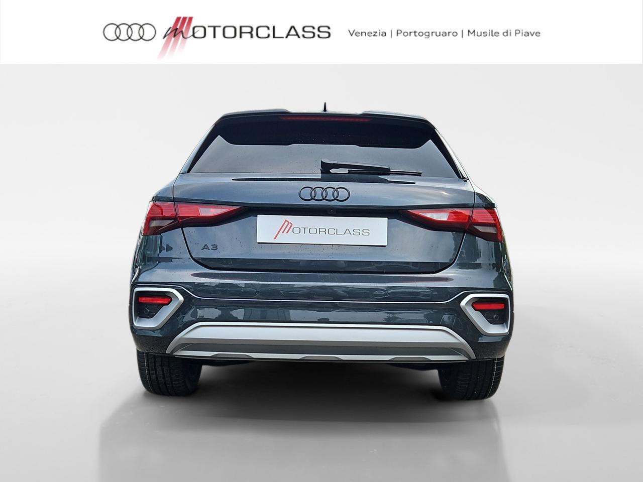 Audi A3 allstreet 35 1.5 tfsi mhev 48v business s tronic