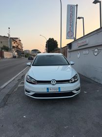 Volkswagen Golf VII 2017 5p 1.6 tdi Highline 115cv dsg