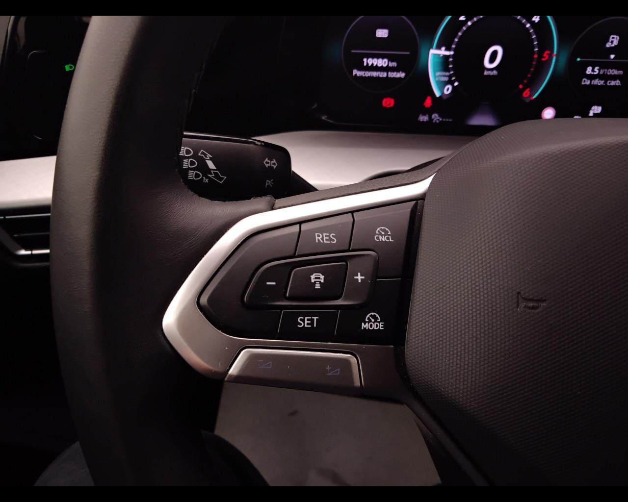 VOLKSWAGEN Golf VIII 2024 - Golf 2.0 tdi Life 115cv