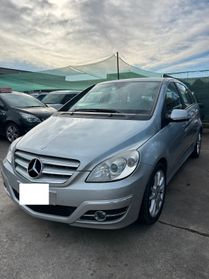 Mercedes-benz B 200 CDI Premium automatica ok neo patentati