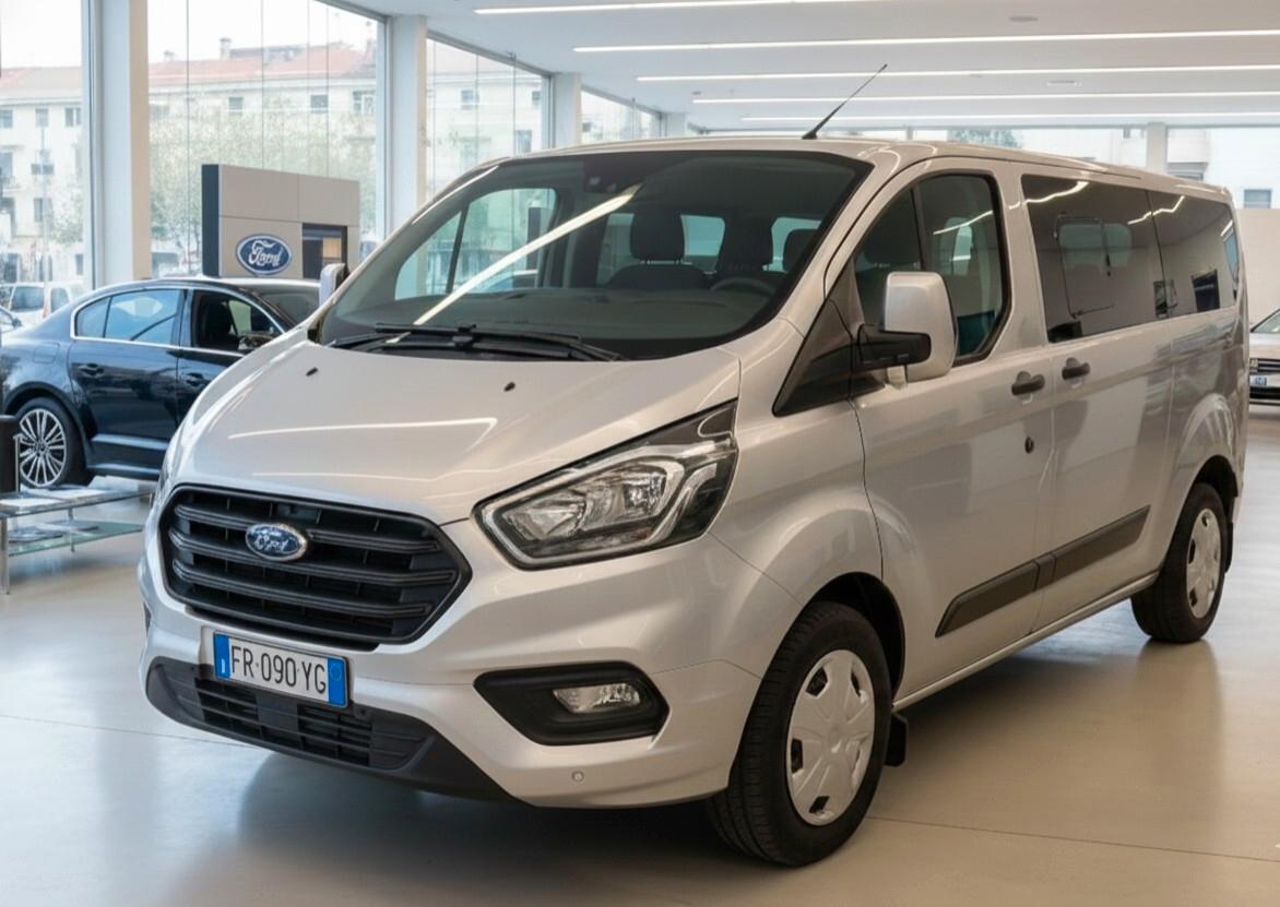 Ford Transit Custom 2.0 TDCi 130 cv 320 L2H1 (9 Posti)