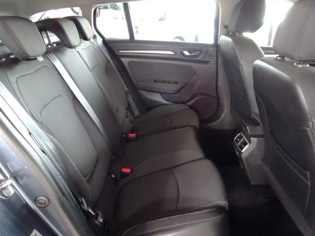 RENAULT Megane Mégane Sporter Blue dCi 115 CV N1 Autocarro