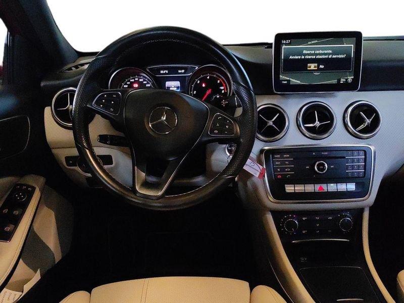 Mercedes-Benz Classe A A 180 d Premium auto my16