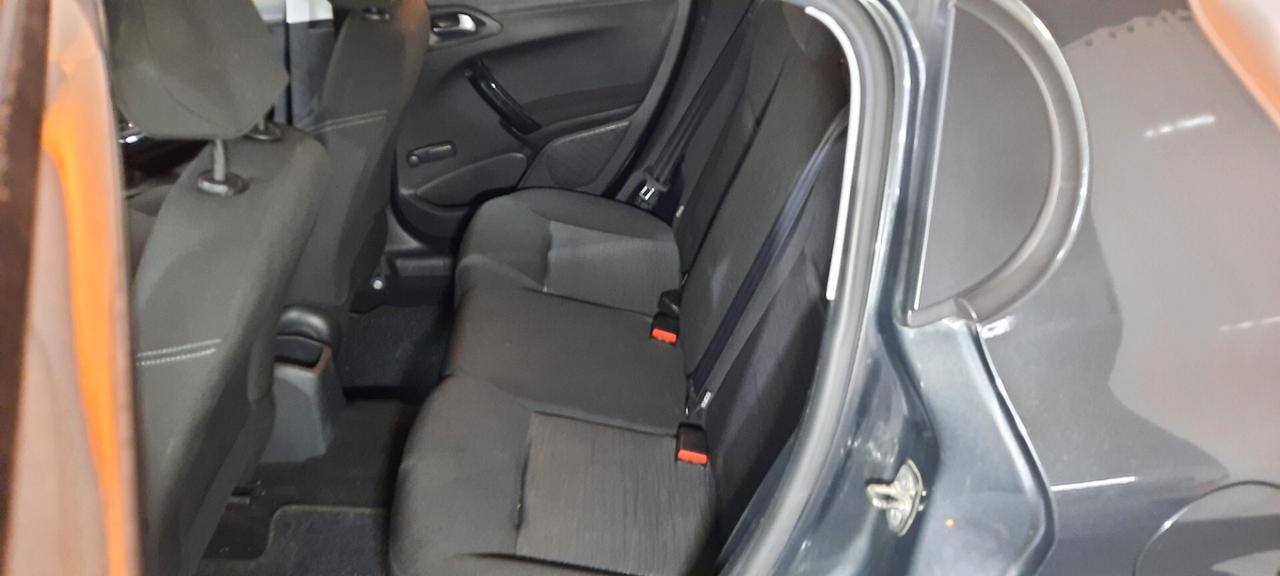 Peugeot 208 1.2 VTi 82 CV 5 porte Access