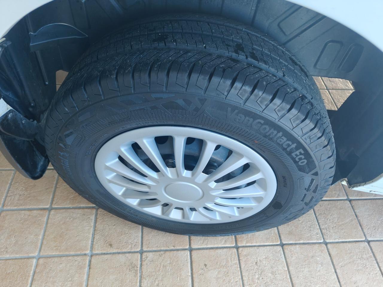 Ford Transit Custom Passo lungo