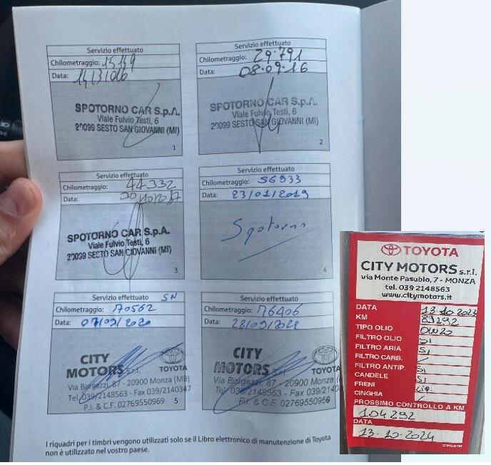 Toyota Auris 1.8 Hybrid Lounge