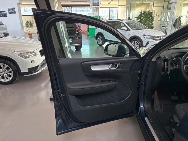 VOLVO XC40 T5 Recharge Plug-in Hybrid Inscription Expression